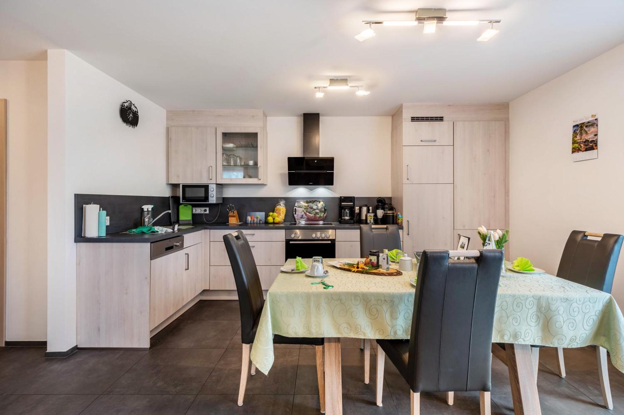 Haus Panoramasicht Apartment Hoechenschwand Ngoại thất bức ảnh